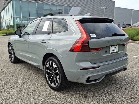 Used 2026 Volvo XC60 B5 Ultra w/ Climate Package AWD/4WD image 4