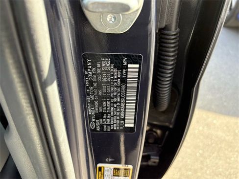 Used 2024 Hyundai Kona SE image 18