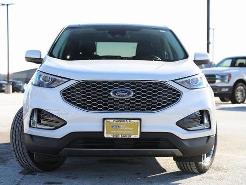 Certified 2023 Ford Edge SEL w/ Convenience Package image 2