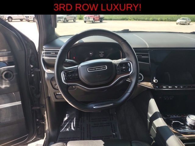 Used 2023 Jeep Grand Wagoneer L Series II AWD/4WD image 12