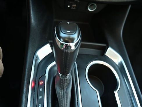 Used 2020 Chevrolet Traverse LT w/ LT Premium Package image 27