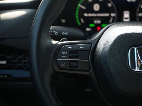 Used 2025 Honda Accord Sport image 23