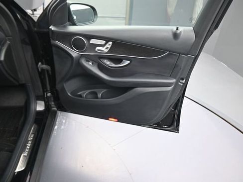Used 2021 Mercedes-Benz GLC 300 4MATIC image 74