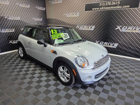 Used 2013 MINI Cooper Hardtop image 8