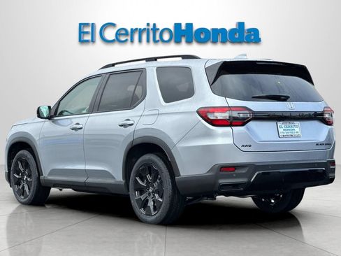 New 2026 Honda Pilot Black Edition image 5