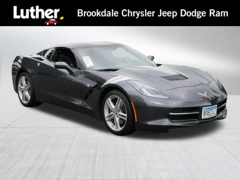 Used 2017 Chevrolet Corvette Stingray Coupe w/ Battery Protection Package RWD image 1