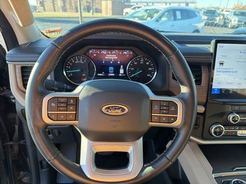 Used 2024 Ford Expedition Max Limited image 23