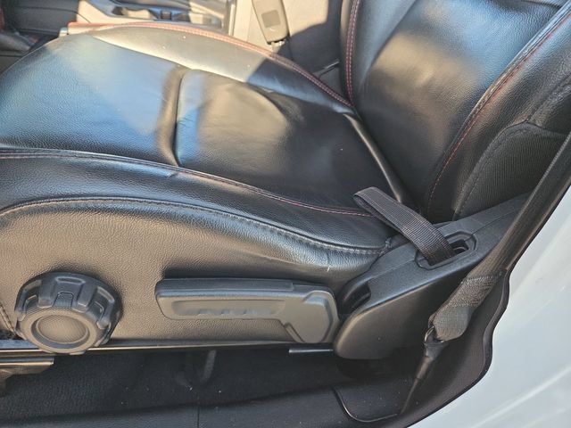 Used 2019 Jeep Wrangler Unlimited Rubicon AWD/4WD image 12