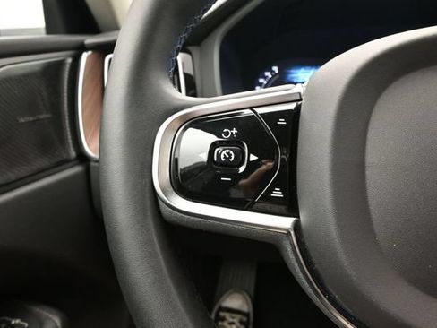 Used 2023 Volvo XC60 B5 Ultimate w/ Climate Package FWD image 26