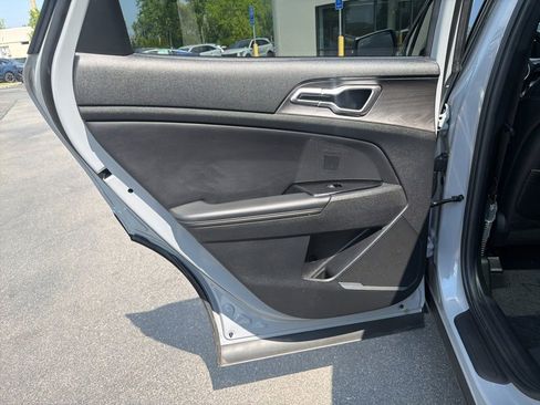 Certified 2023 Kia Sportage X-Line w/ X-Line Premium Package AWD/4WD image 18