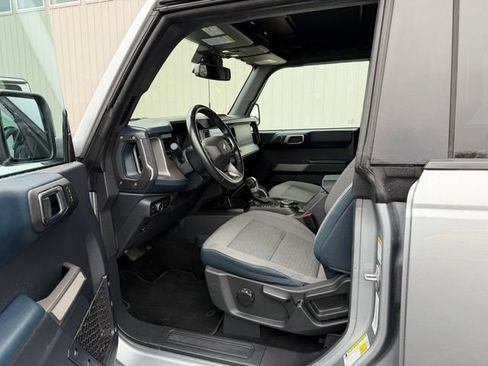 Used 2023 Ford Bronco Outer Banks AWD/4WD image 13