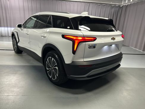 Used 2024 Chevrolet Blazer EV LT AWD/4WD image 5