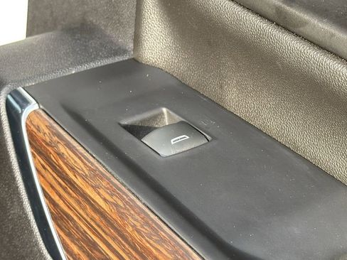 Used 2023 Chevrolet Silverado 3500 High Country image 23