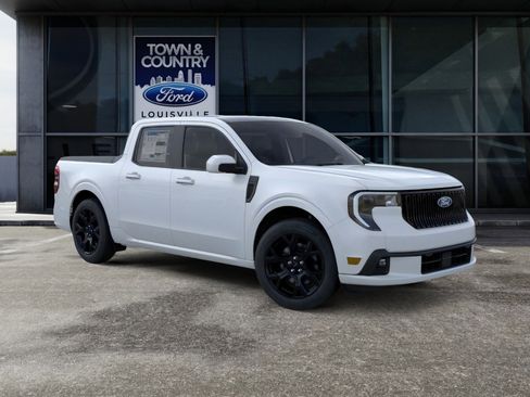 New 2026 Ford Maverick Lobo AWD/4WD image 7