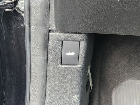 Certified 2024 Honda Accord LX image 24