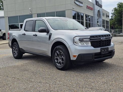Used 2024 Ford Maverick XLT FWD image 11
