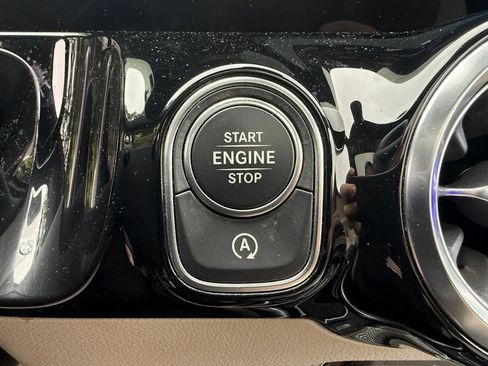 Used 2022 Mercedes-Benz GLA 250 4MATIC image 45