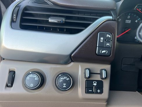 Used 2018 Chevrolet Tahoe LT w/ Max Trailering Package image 33