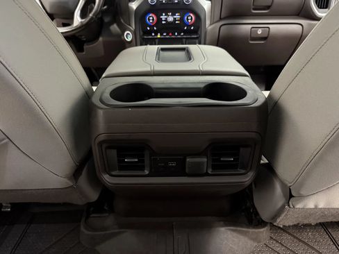 Used 2019 Chevrolet Silverado 1500 LT Trail Boss AWD/4WD image 21