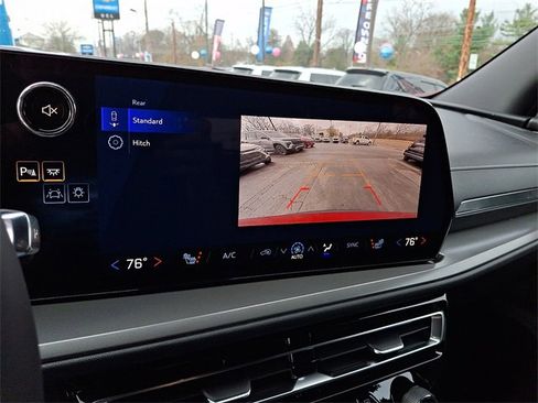 New 2026 Chevrolet Traverse LT image 13