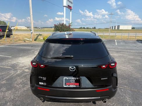 Used 2024 MAZDA CX-50 AWD 2.5 S w/ Preferred Package image 8