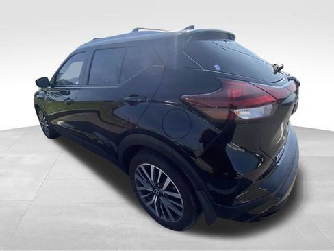 Used 2024 Nissan Kicks SV FWD image 6