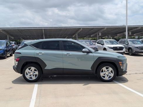 Used 2024 Hyundai Kona SE FWD image 6