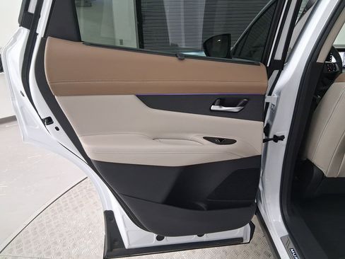 Used 2025 Nissan Murano Platinum w/ Cargo Package image 28