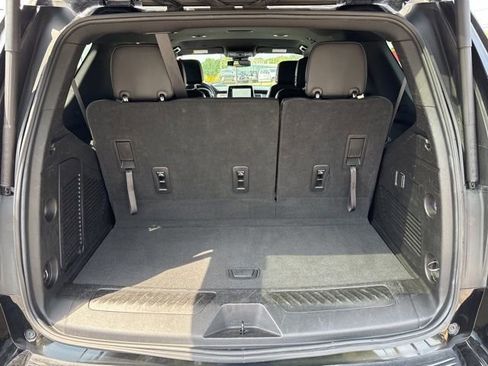 Used 2023 Chevrolet Tahoe LT image 32