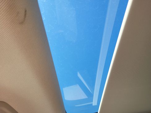 Used 2023 Buick Envision Essence w/ Sport Touring Package image 26