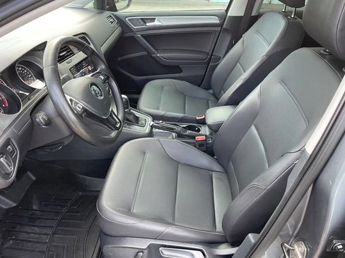 Used 2015 Volkswagen Golf S FWD image 11