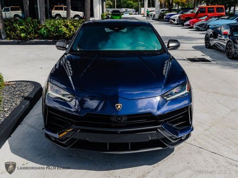 Used 2024 Lamborghini Urus Performante AWD/4WD image 9
