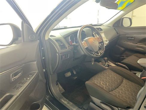 Used 2022 Mitsubishi Outlander Sport SE image 21