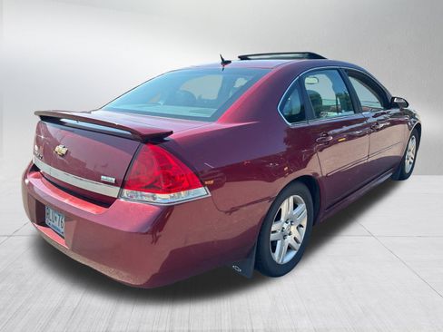 Used 2011 Chevrolet Impala LT w/ Luxury Edition Package FWD image 3