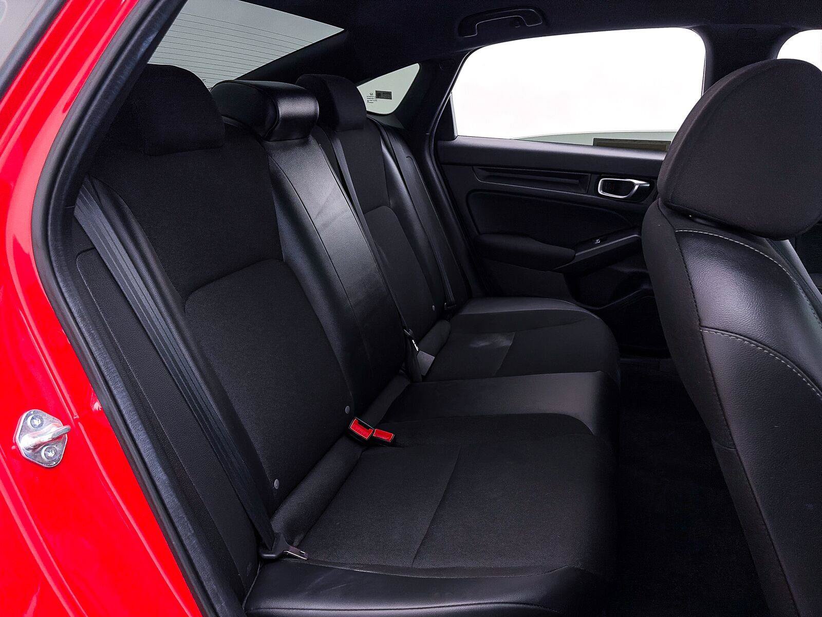 Used 2024 Honda Civic Sport image 32