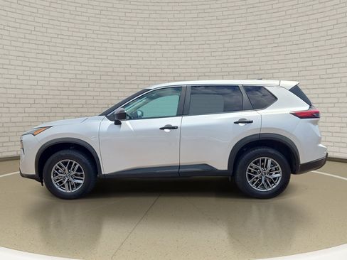 Certified 2024 Nissan Rogue S AWD/4WD image 8