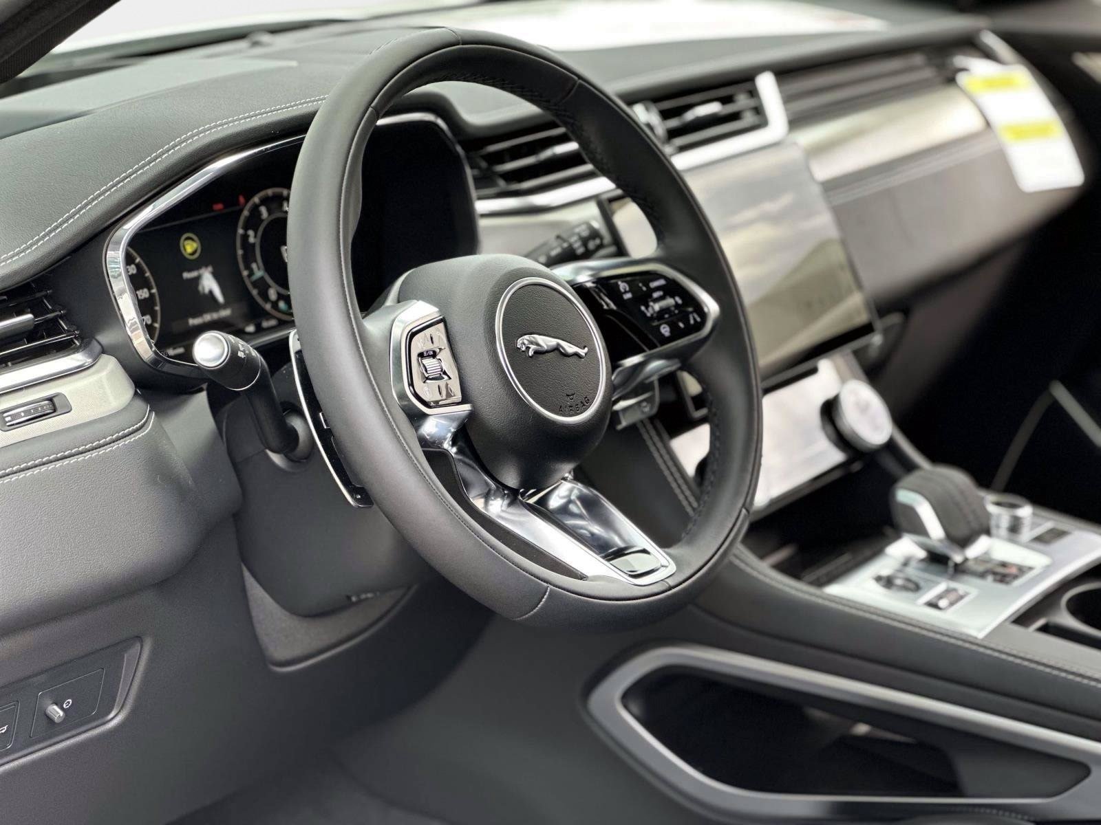 New 2026 Jaguar F-PACE R-Dynamic S AWD/4WD image 26