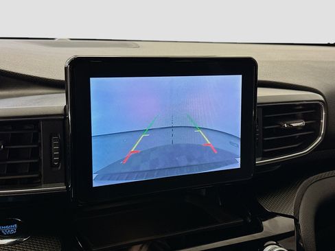 Used 2023 Ford Explorer ST-Line w/ Class IV Trailer Tow Package image 23