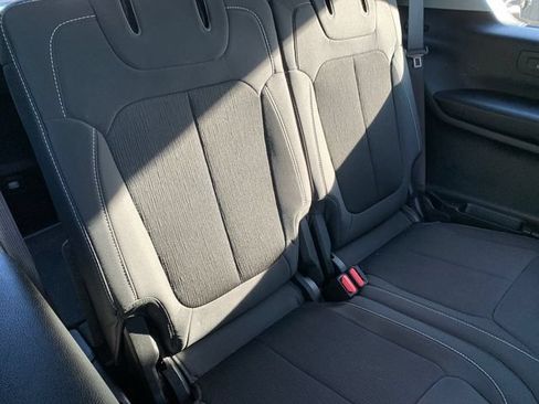 Certified 2022 Jeep Grand Cherokee L Laredo w/ Luxury Tech Group I AWD/4WD image 14