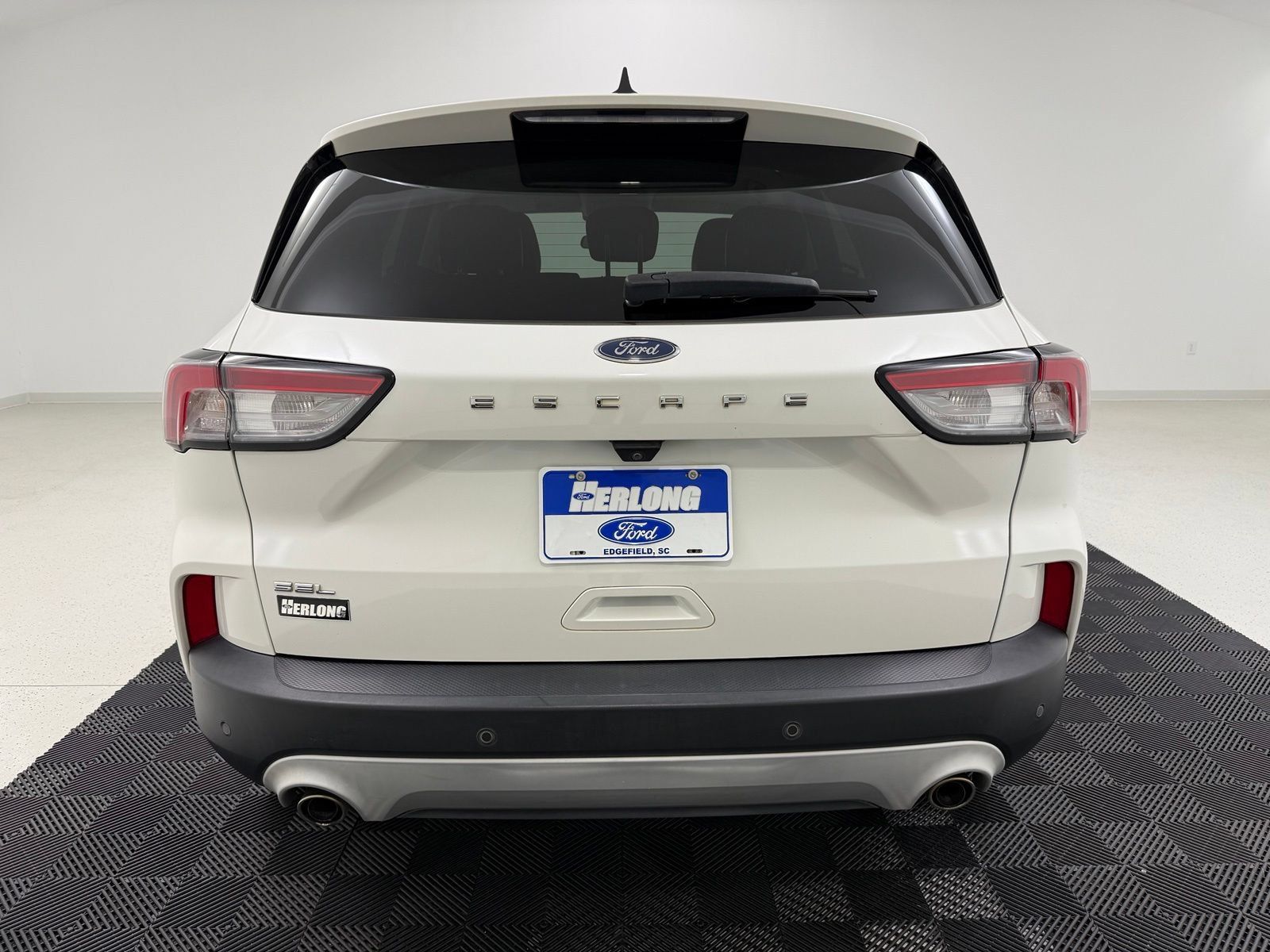 Used 2022 Ford Escape SEL w/ Technology Package FWD image 7