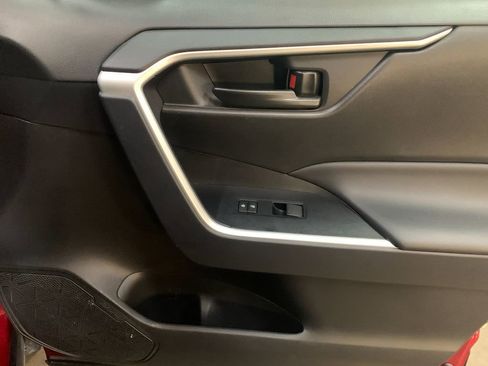 Used 2025 Toyota RAV4 LE image 20