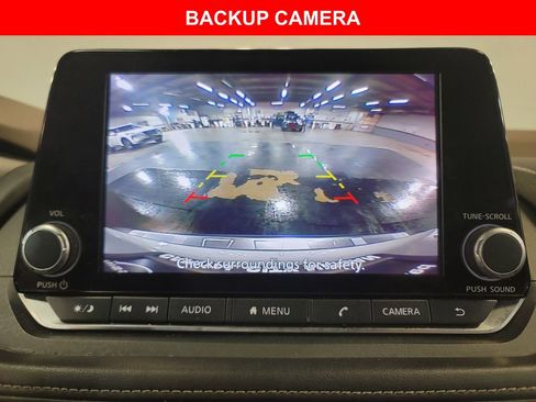 Certified 2023 Nissan Rogue SV image 15