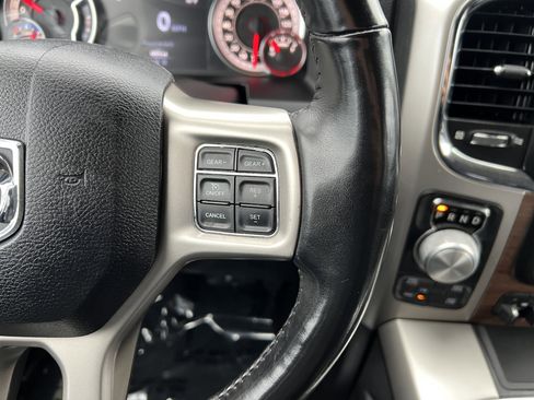 Used 2017 RAM 1500 Laramie image 30