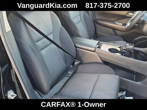 Used 2024 Nissan Rogue SV image 30