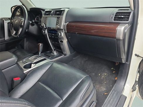 Used 2020 Toyota 4Runner Limited image 33