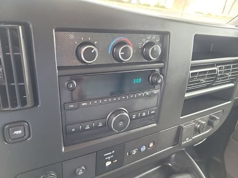Used 2023 GMC Savana 3500 w/ Power Convenience Package RWD image 16