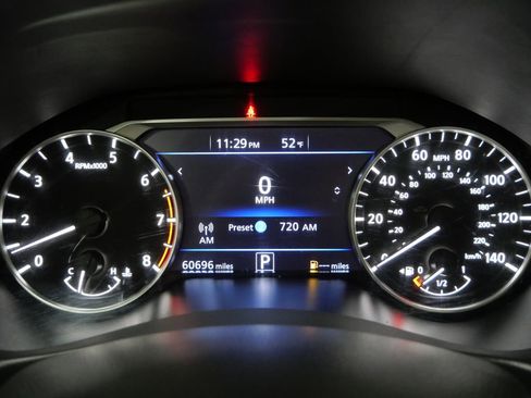 Used 2021 Nissan Altima 2.5 SR w/ SR Premium Package AWD/4WD image 15