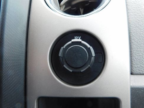 Used 2013 Ford F150 XLT w/ XLT Chrome Pkg image 15