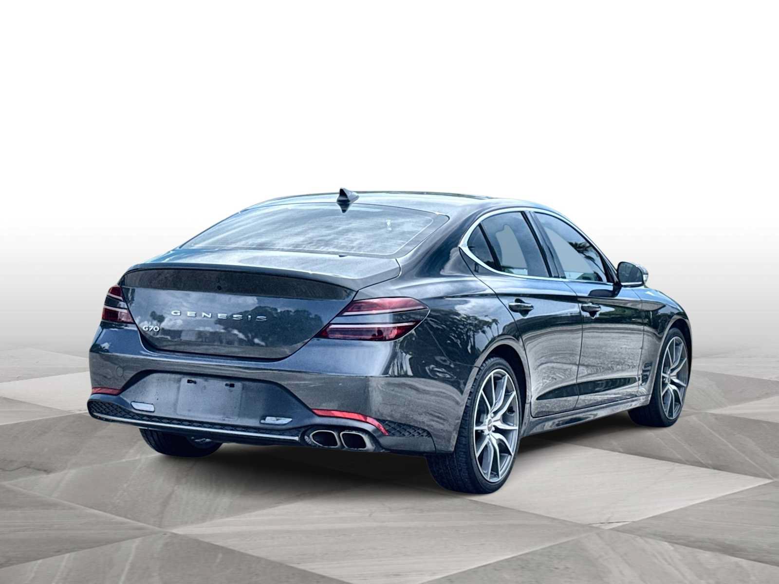 Used 2023 Genesis G70 2.0T RWD image 8