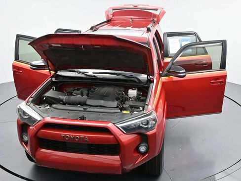 Used 2023 Toyota 4Runner 40th Anniversary SE AWD/4WD image 50